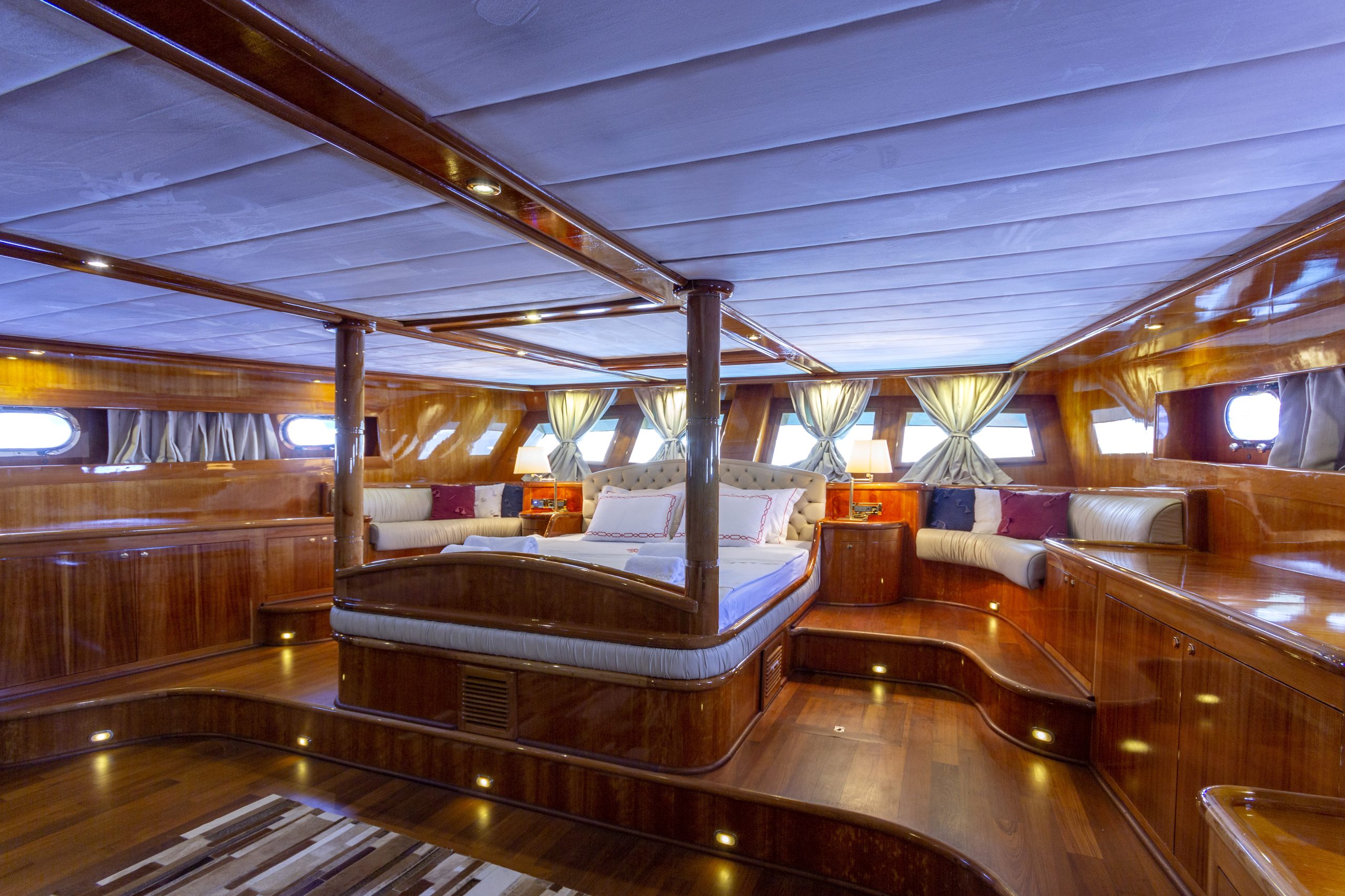 Yacht interior image