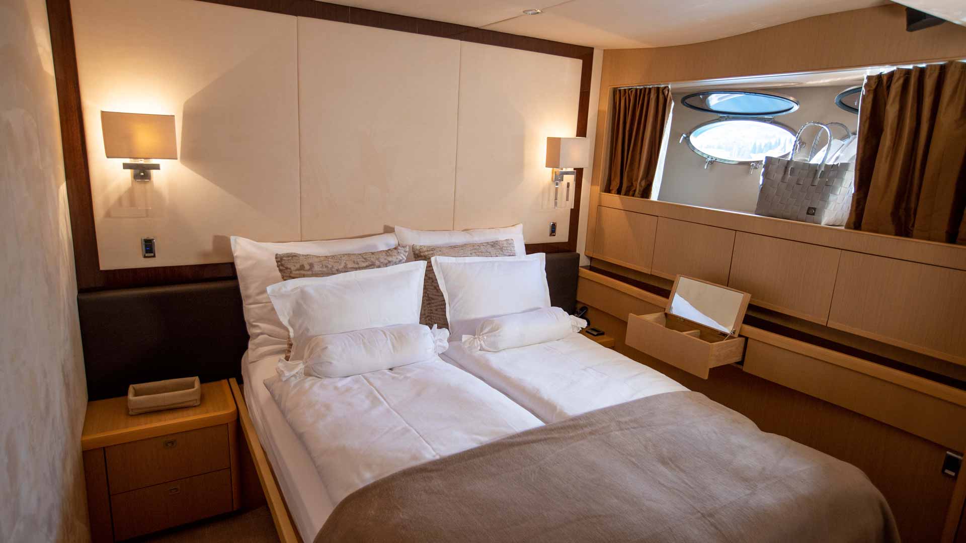 Yacht interior image