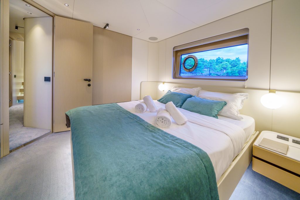 VIVA II Double cabin