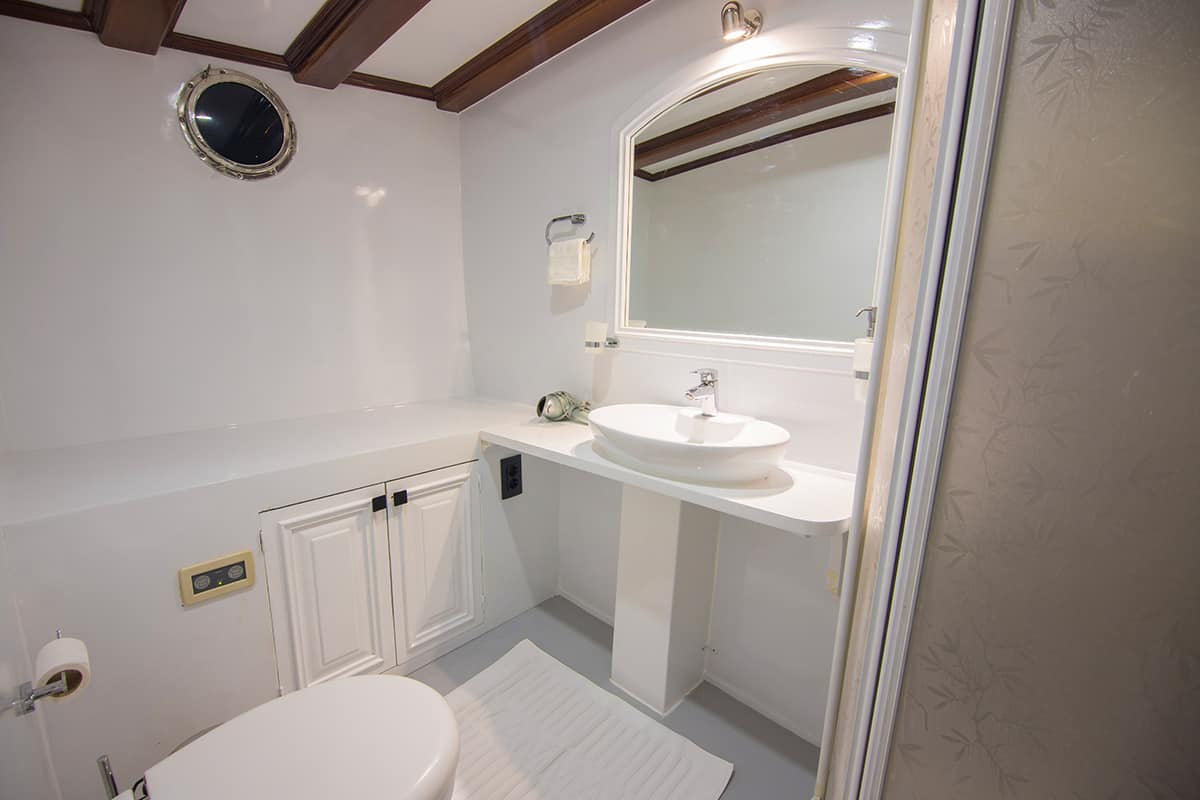 Yacht interior image