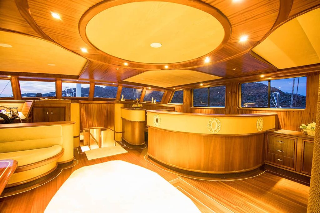 Yacht interior image