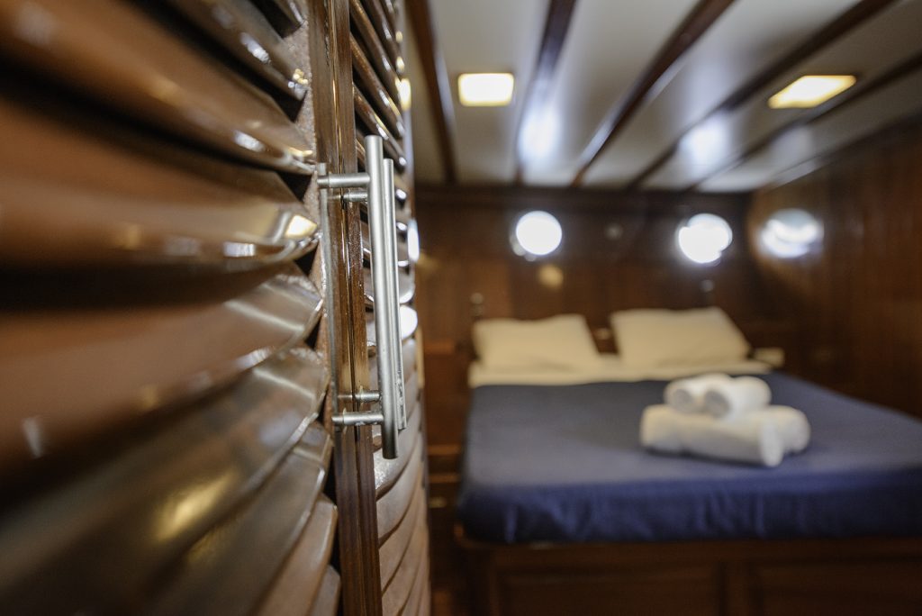 Yacht interior image