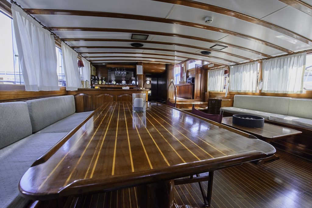Yacht interior image