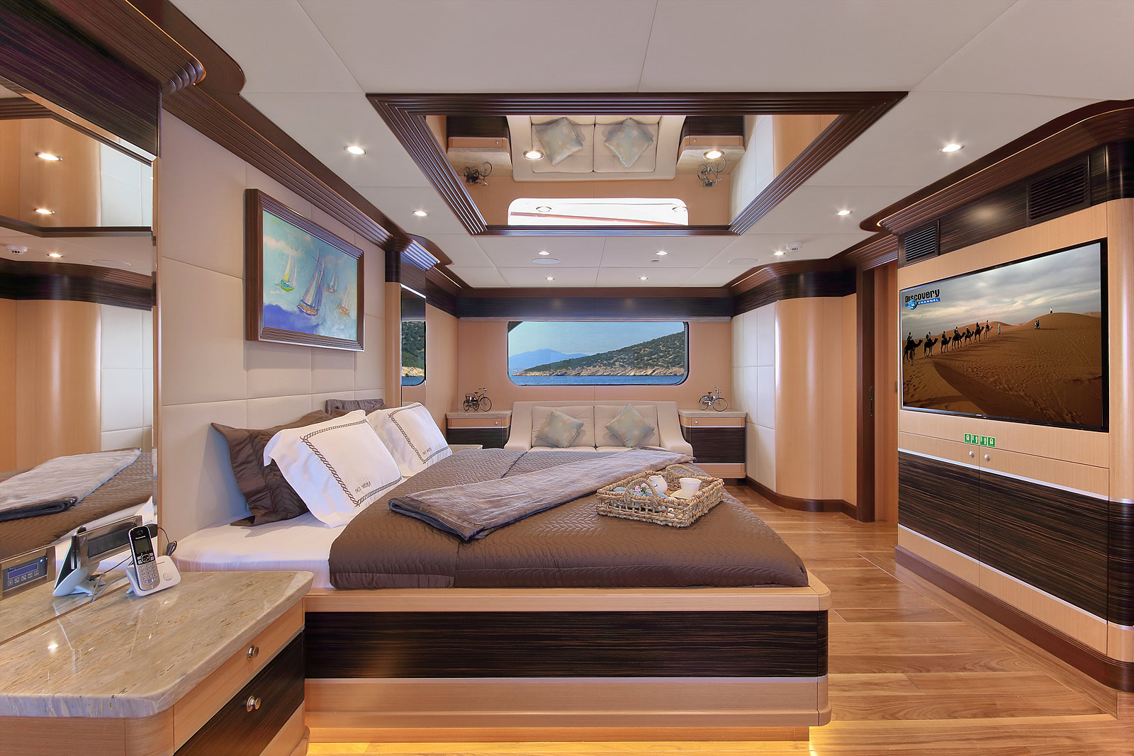 Yacht interior image