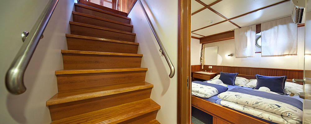Yacht interior image