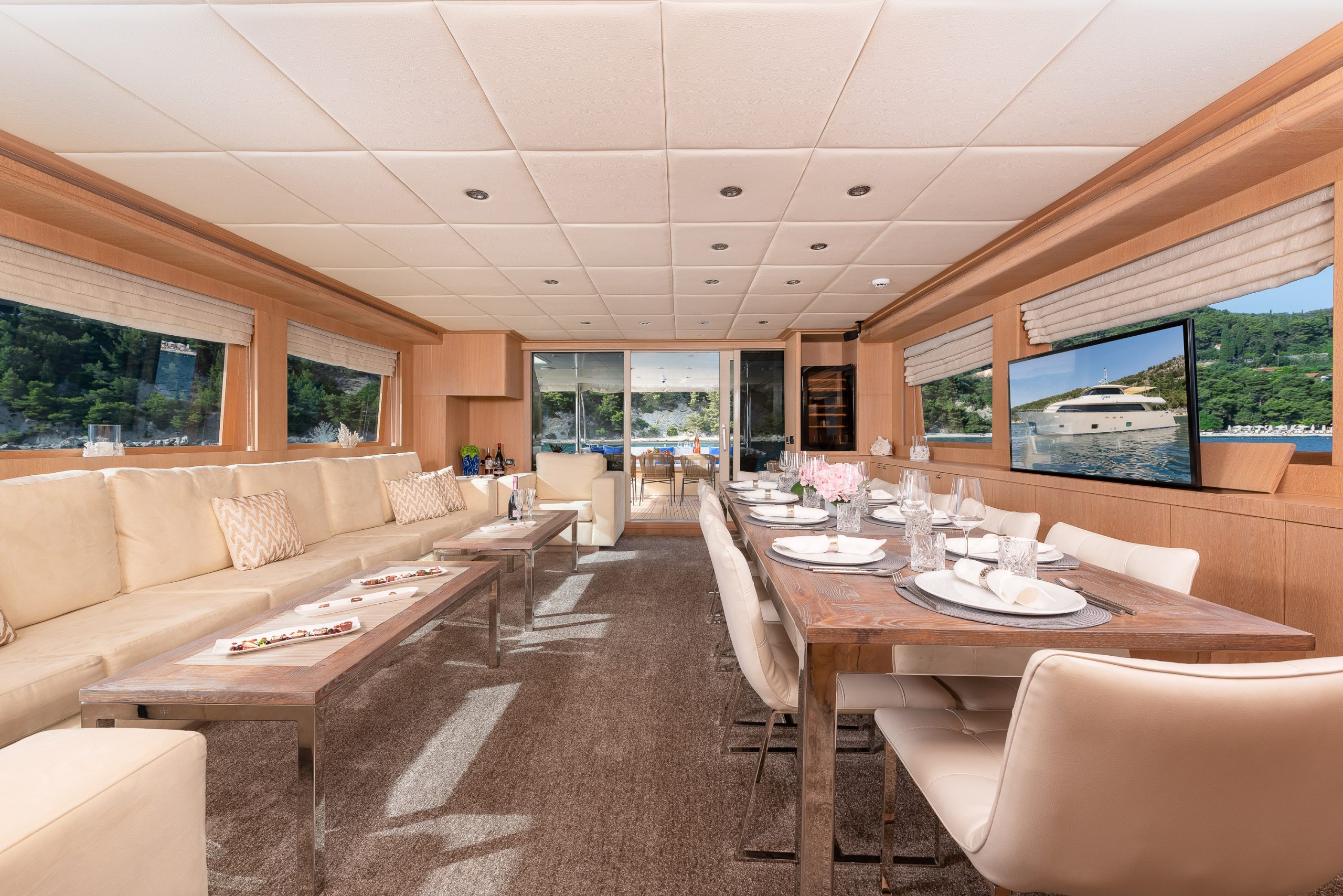 Yacht interior image