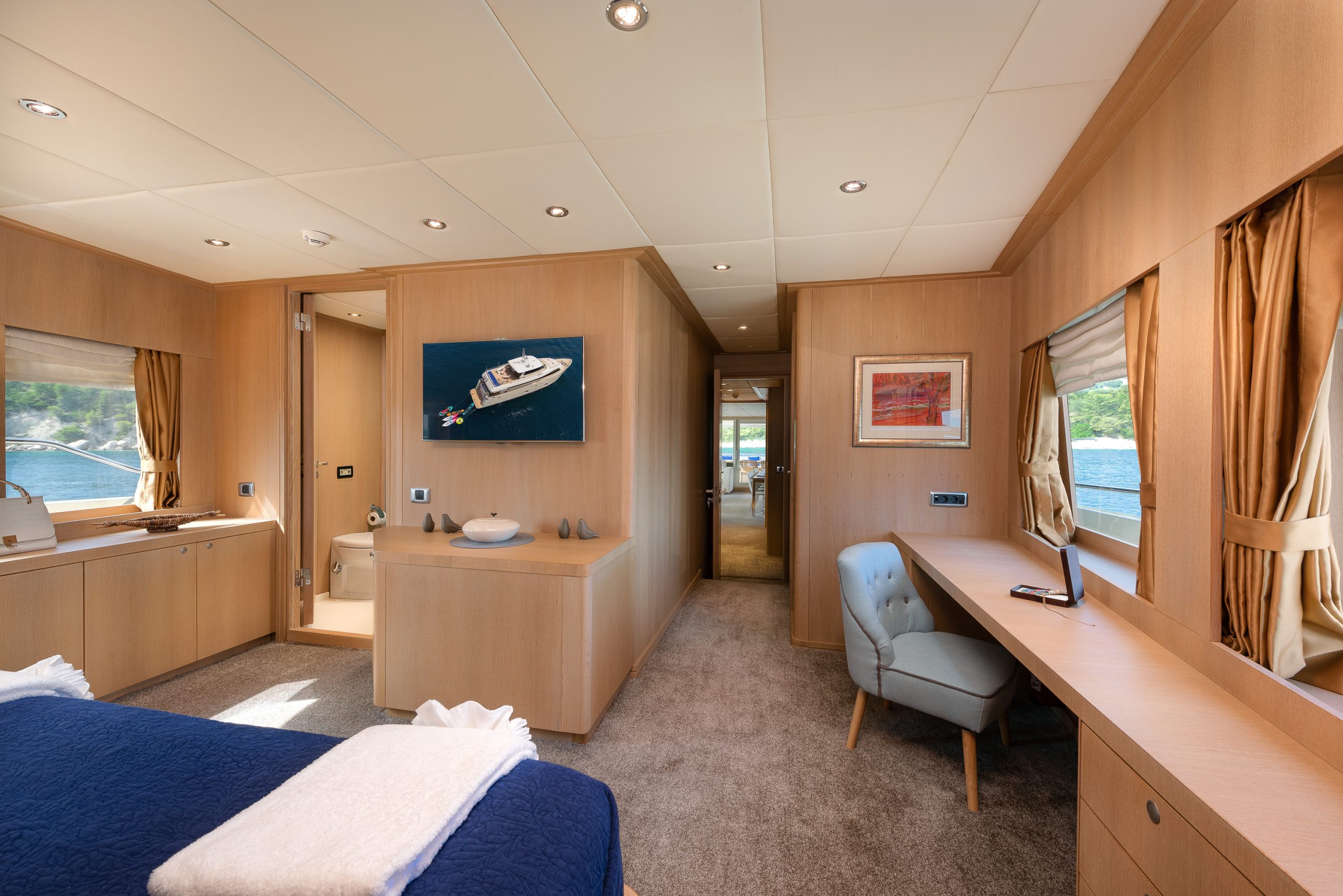 Yacht interior image