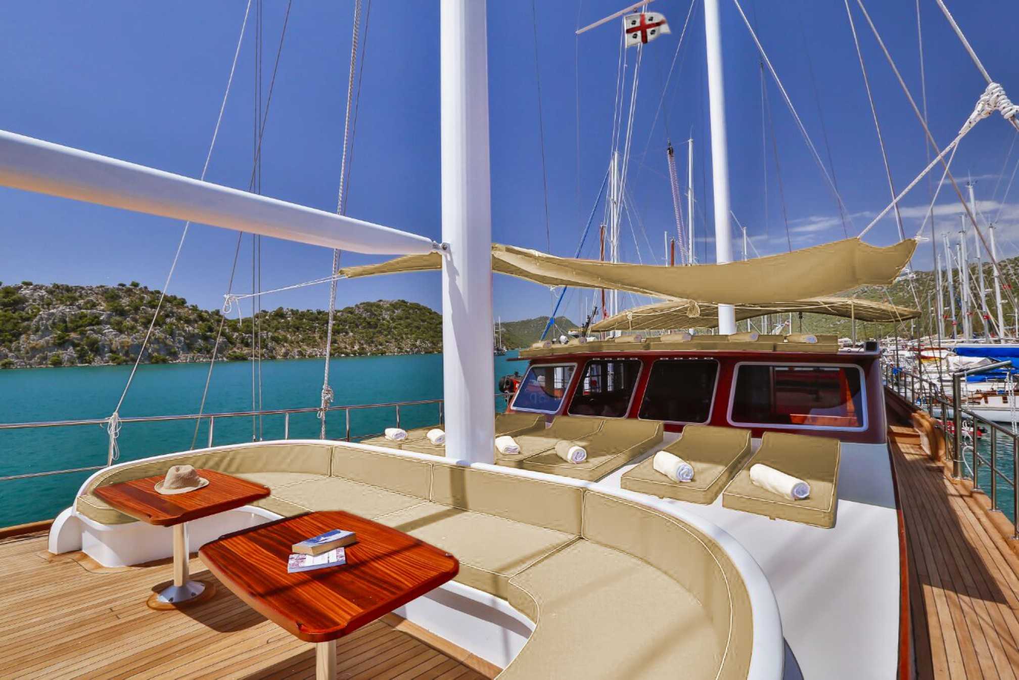 Yacht exterior image