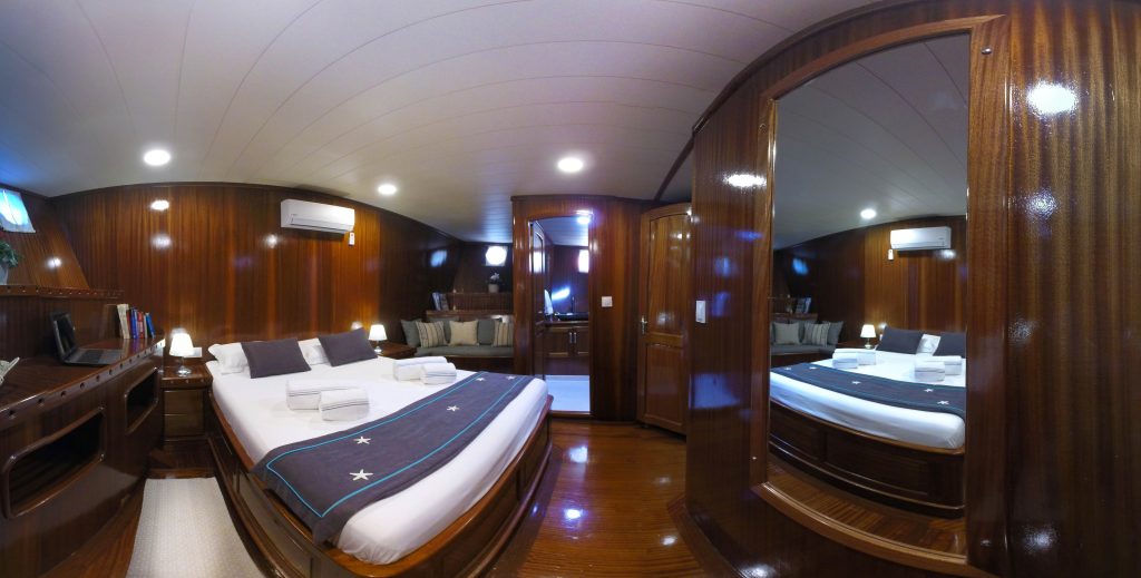 Yacht interior image