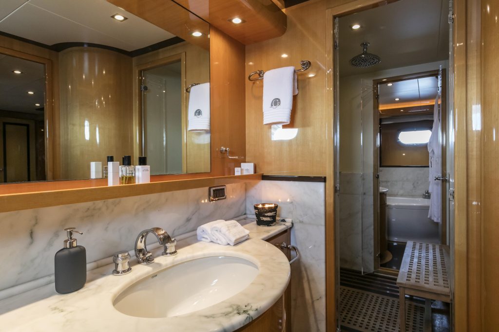 Yacht interior image