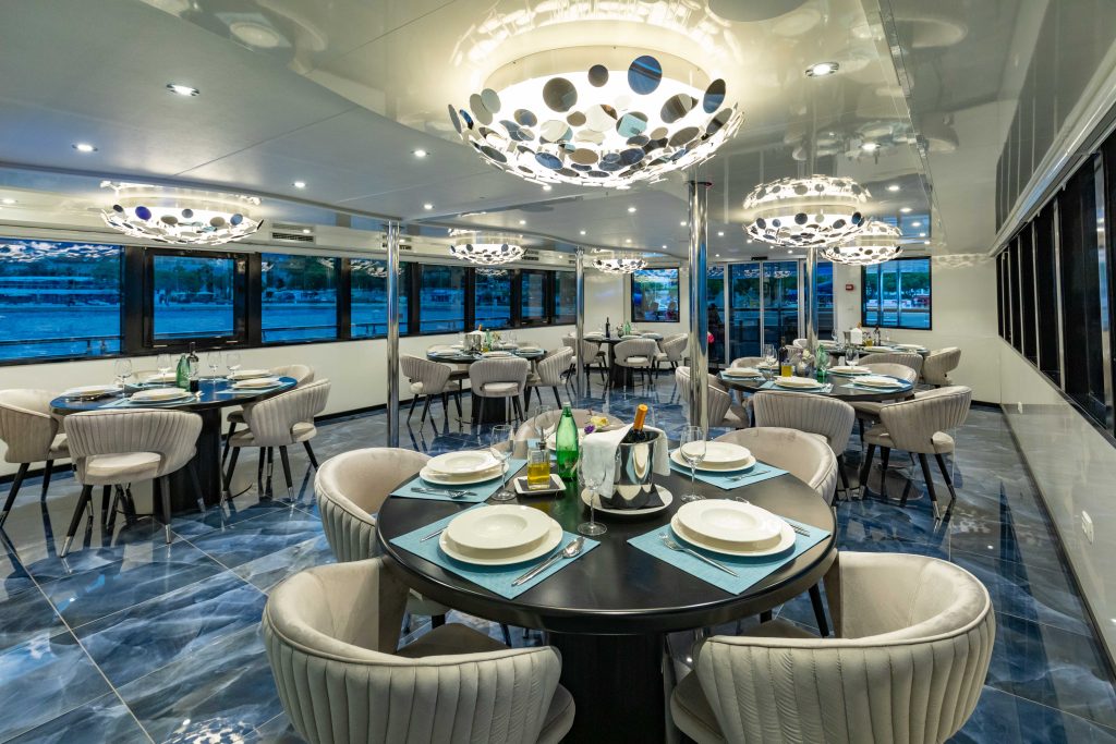 Yacht interior image