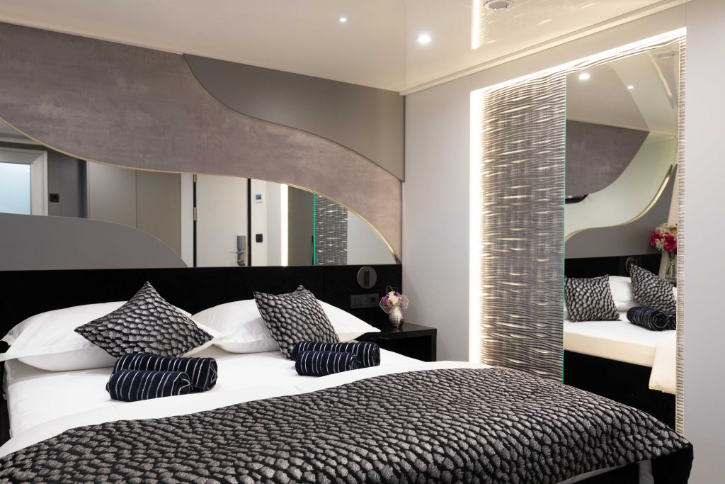 Yacht interior image