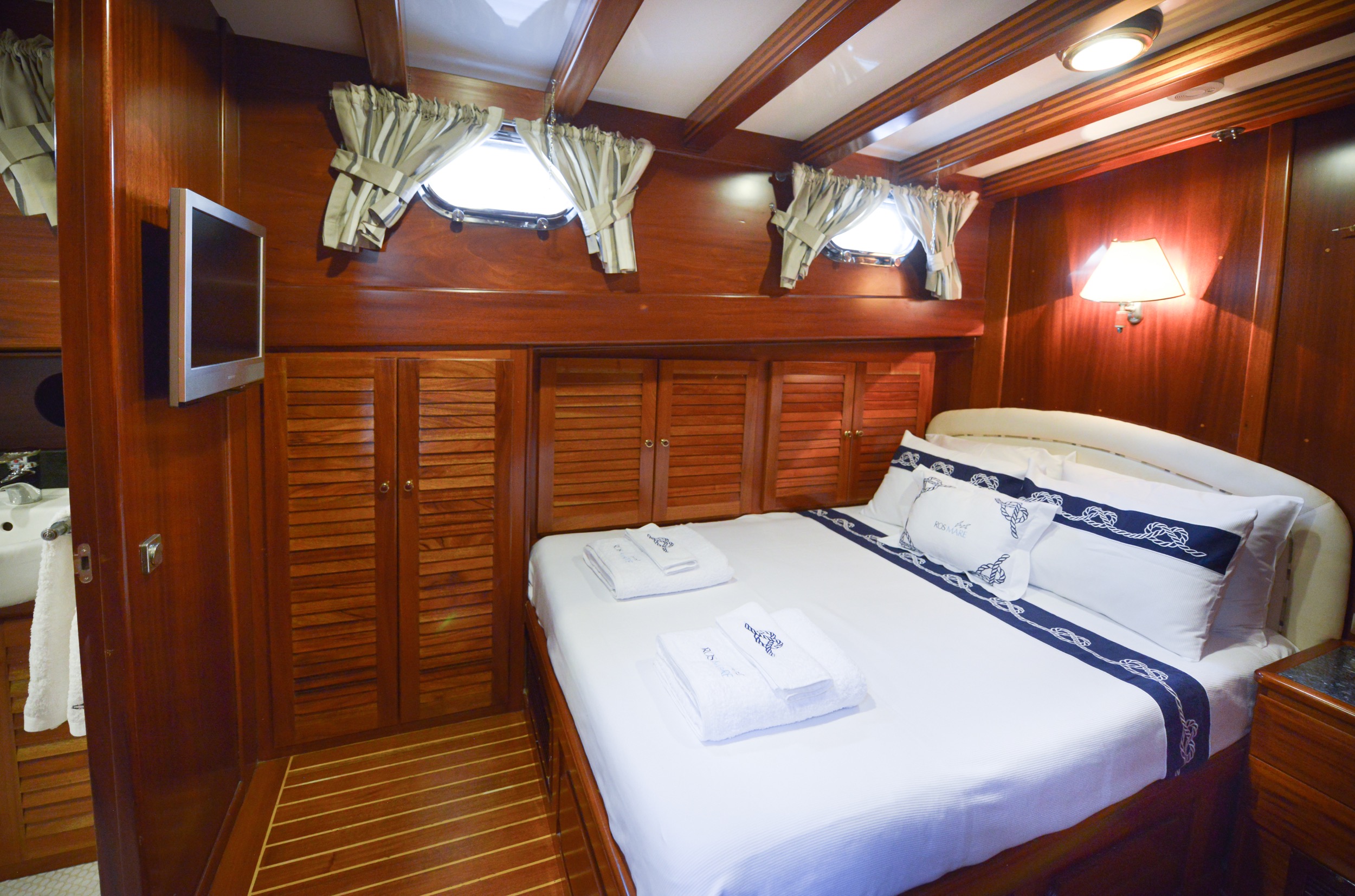 Yacht interior image