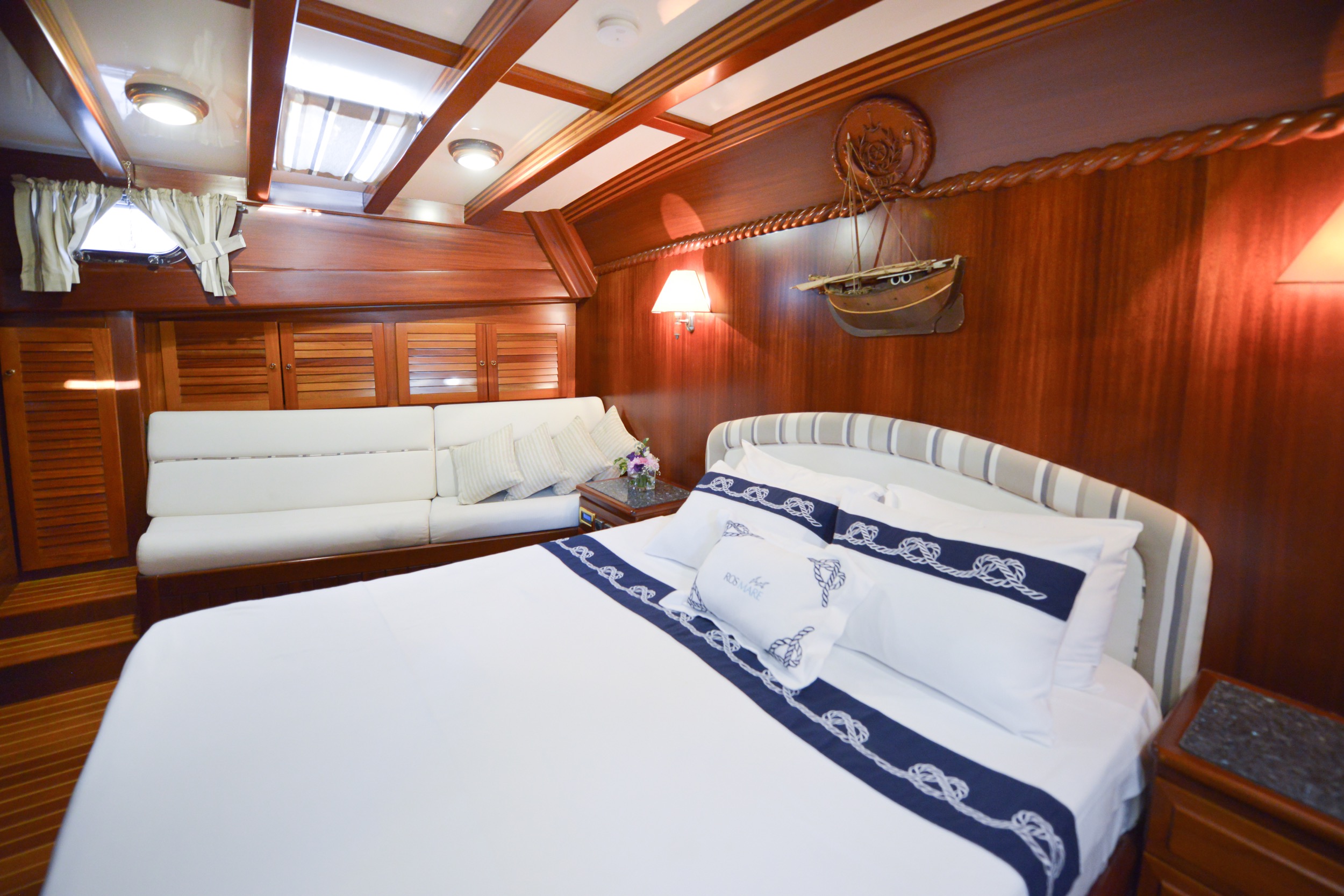 Yacht interior image