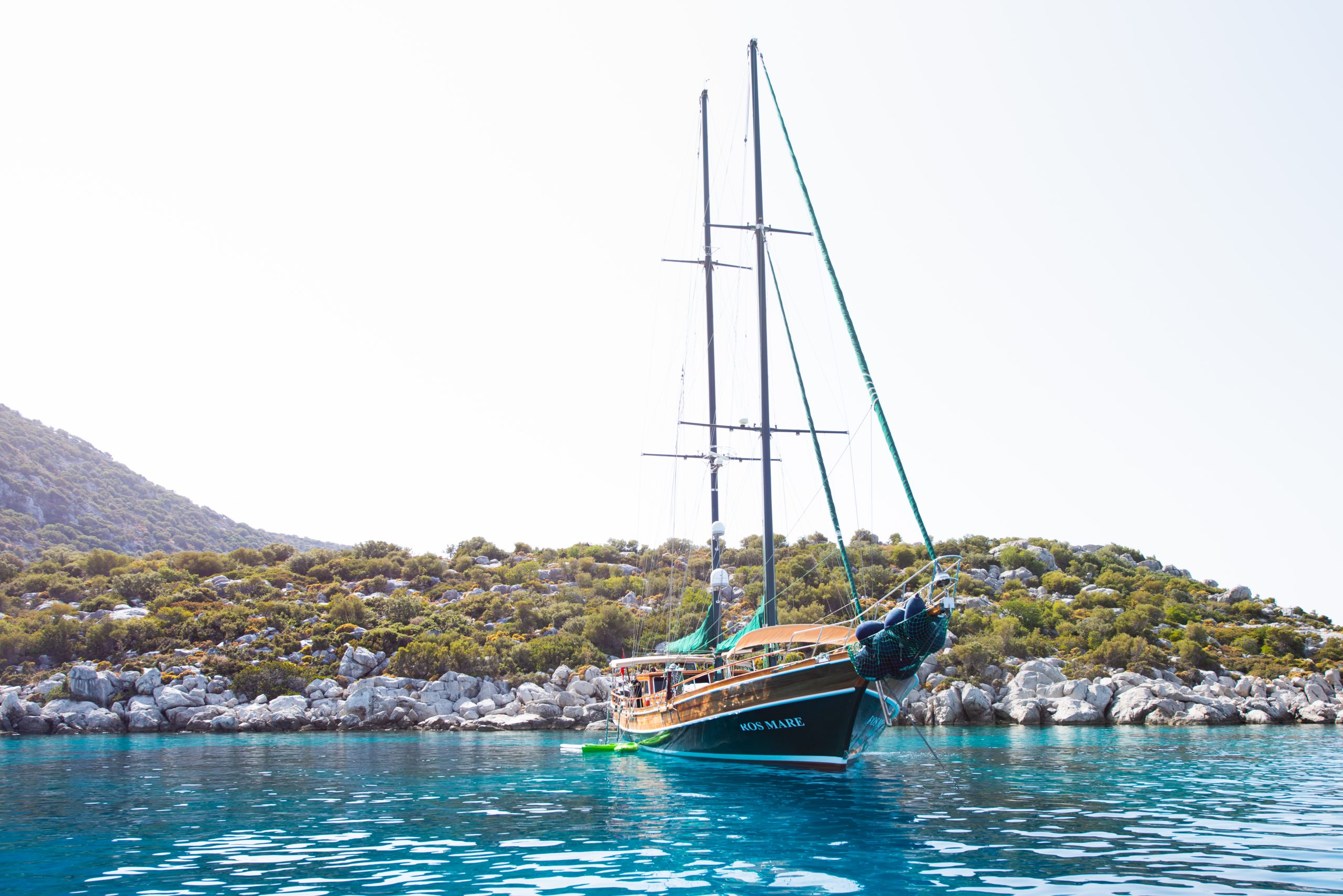 Yacht exterior image