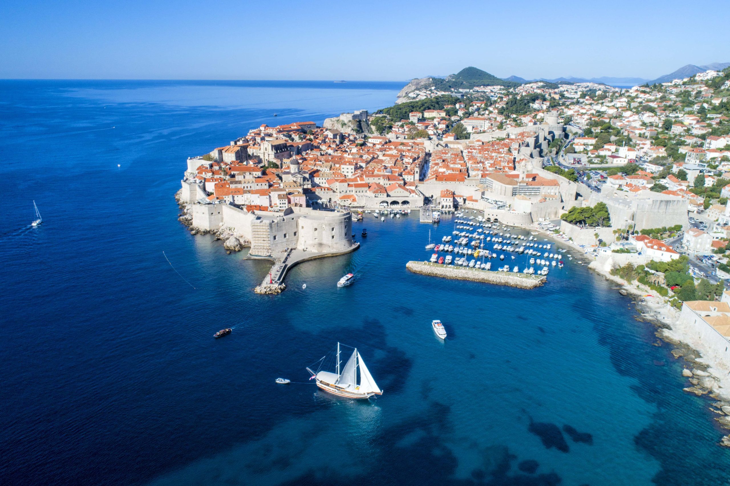 Yacht exterior image