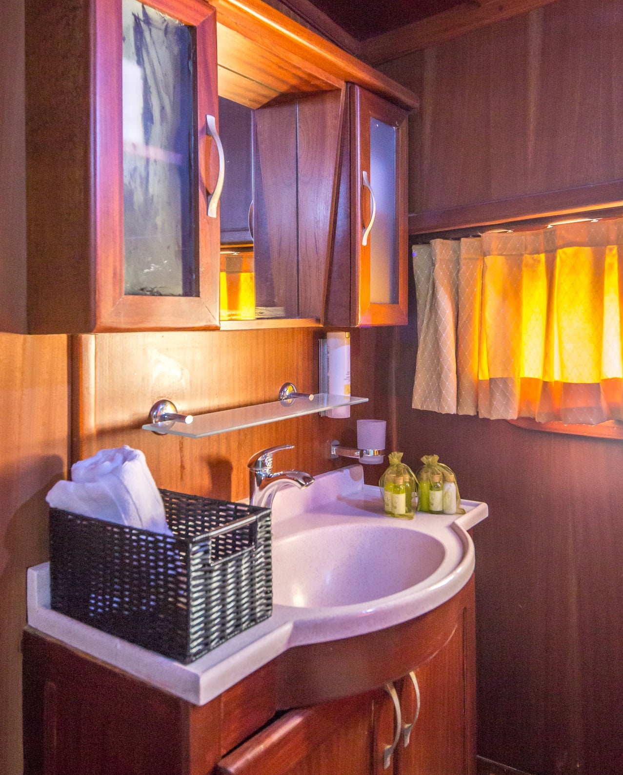 Yacht interior image