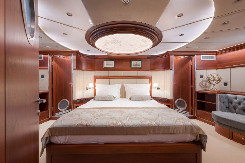 Yacht interior image
