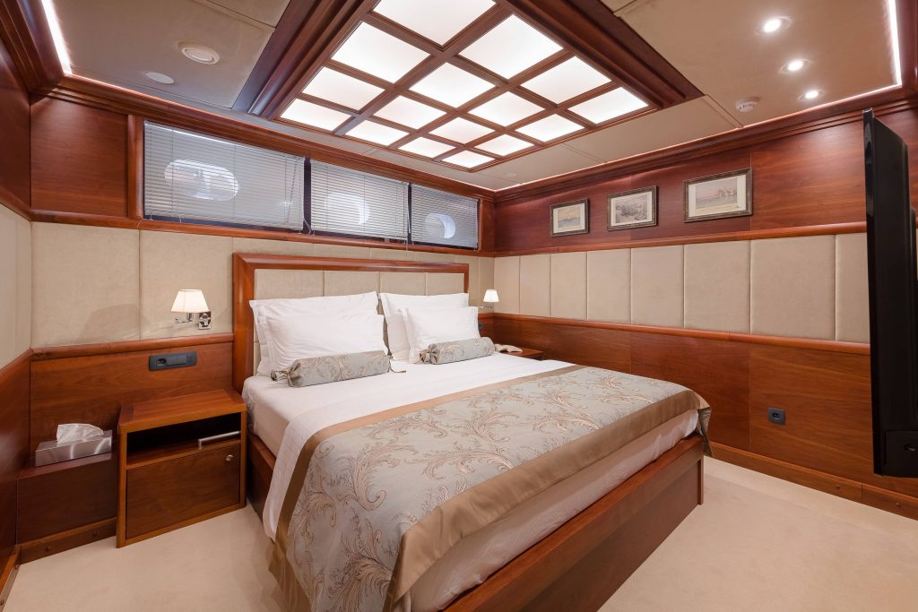 Yacht interior image