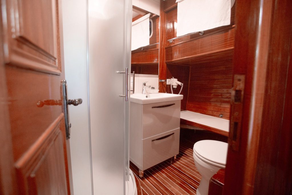 Yacht interior image
