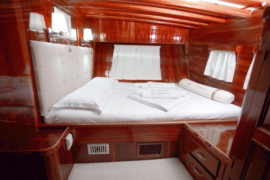 Yacht interior image
