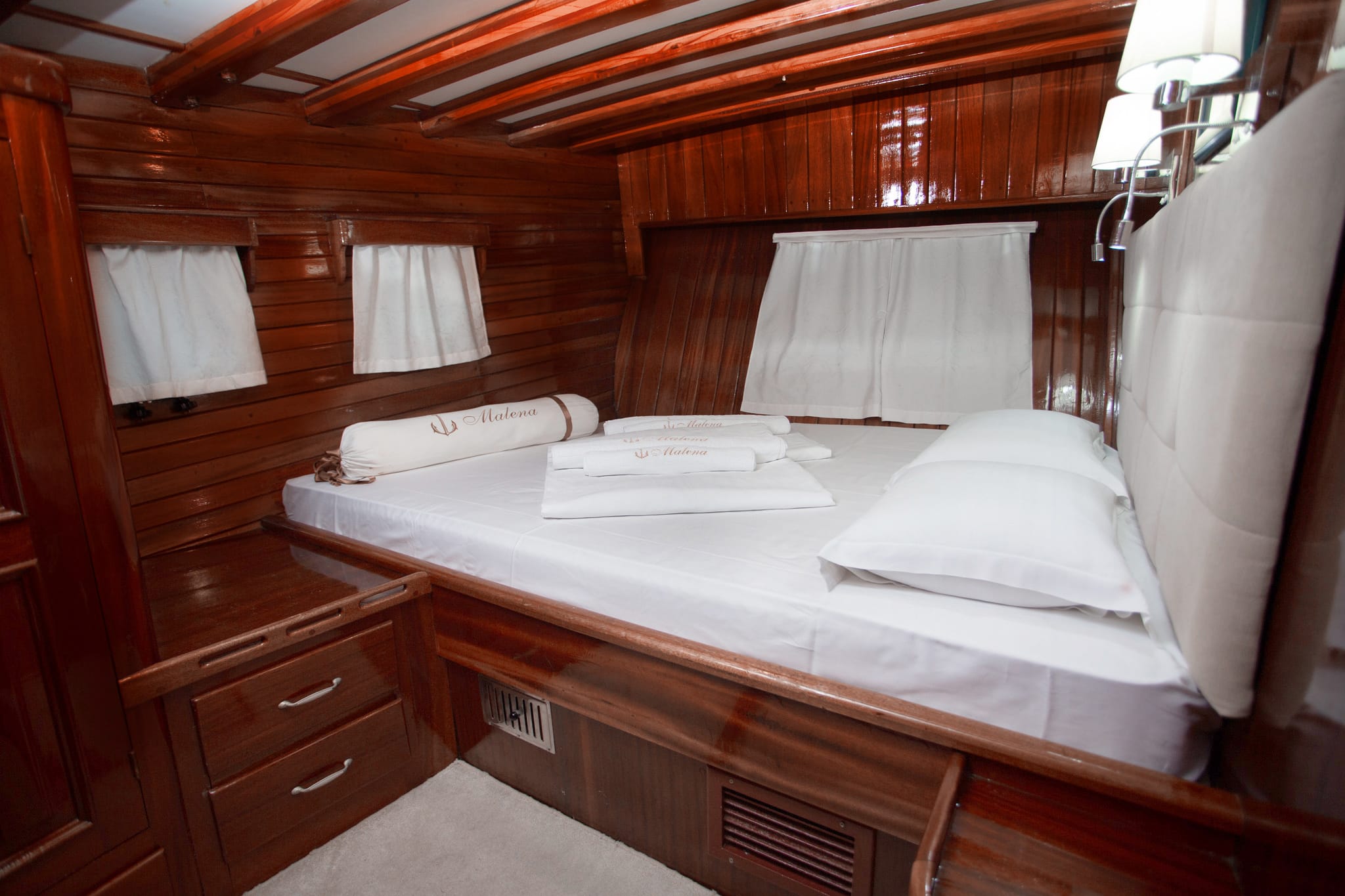 Yacht interior image