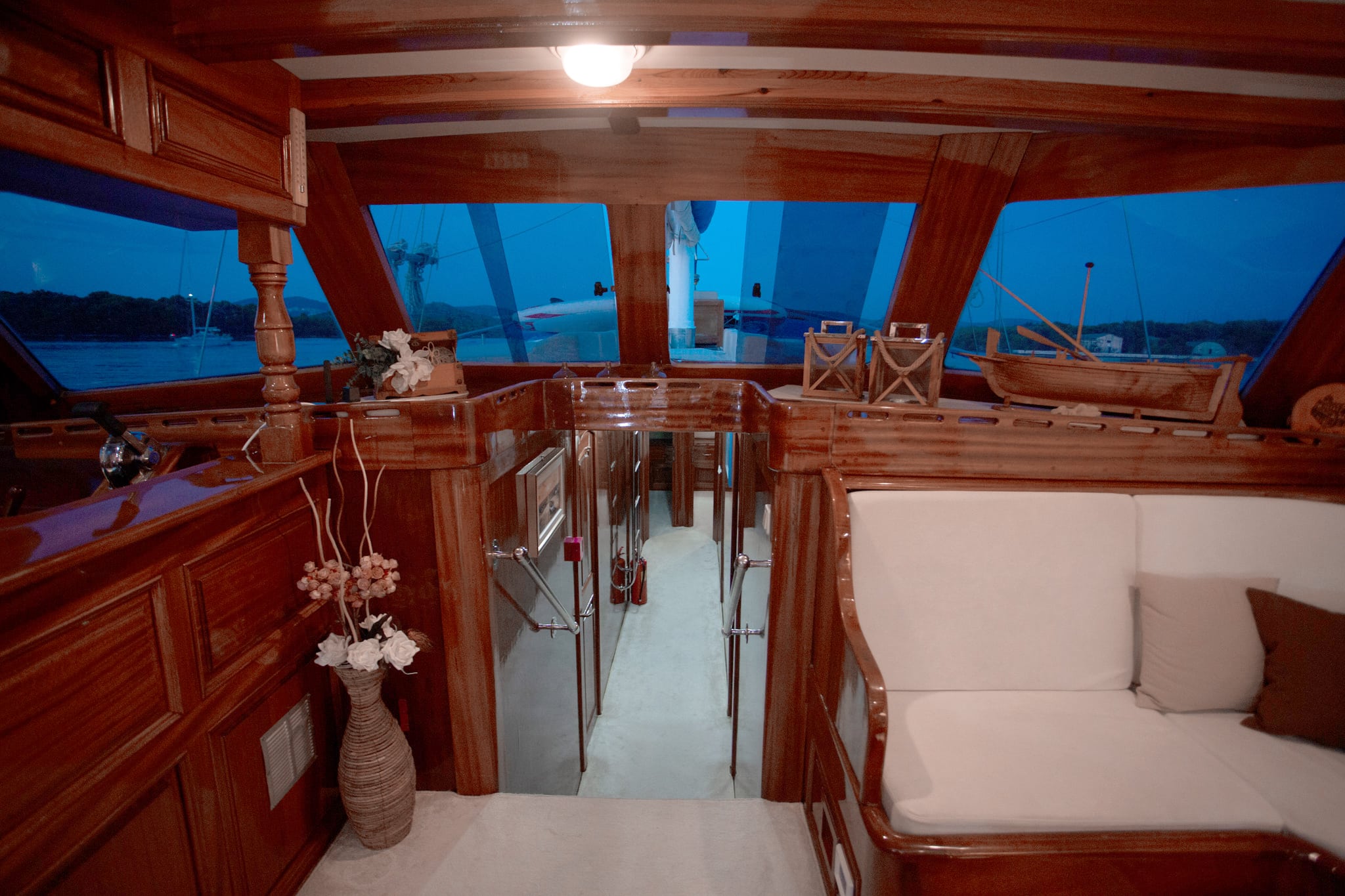 Yacht interior image
