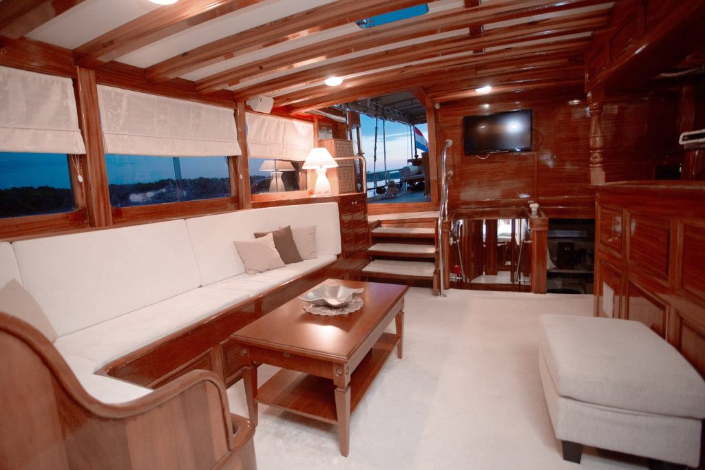 Yacht interior image