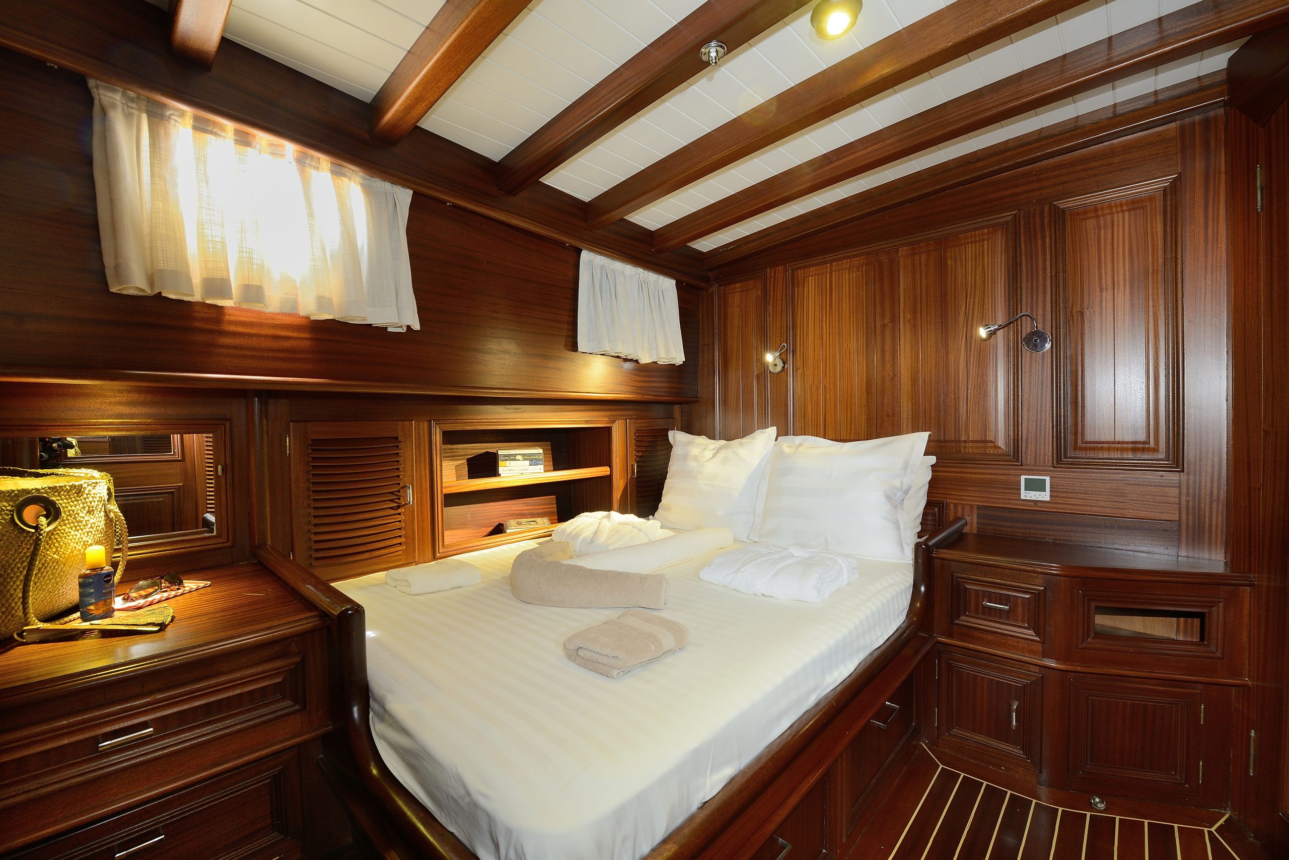Yacht interior image