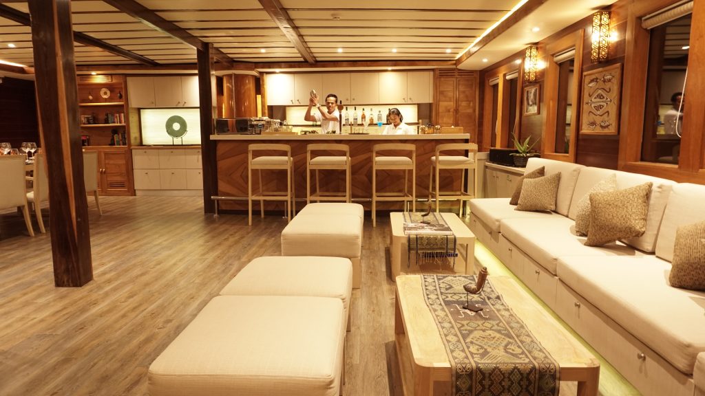 Yacht interior image