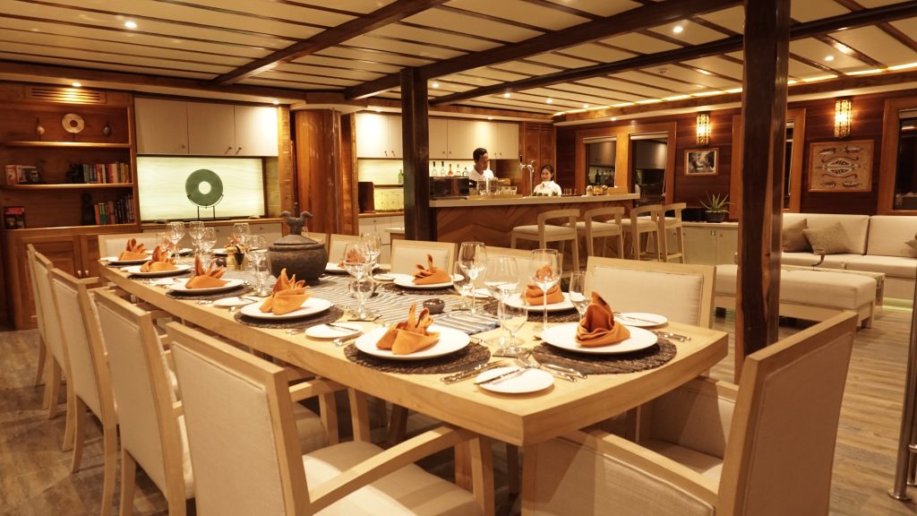 Yacht interior image