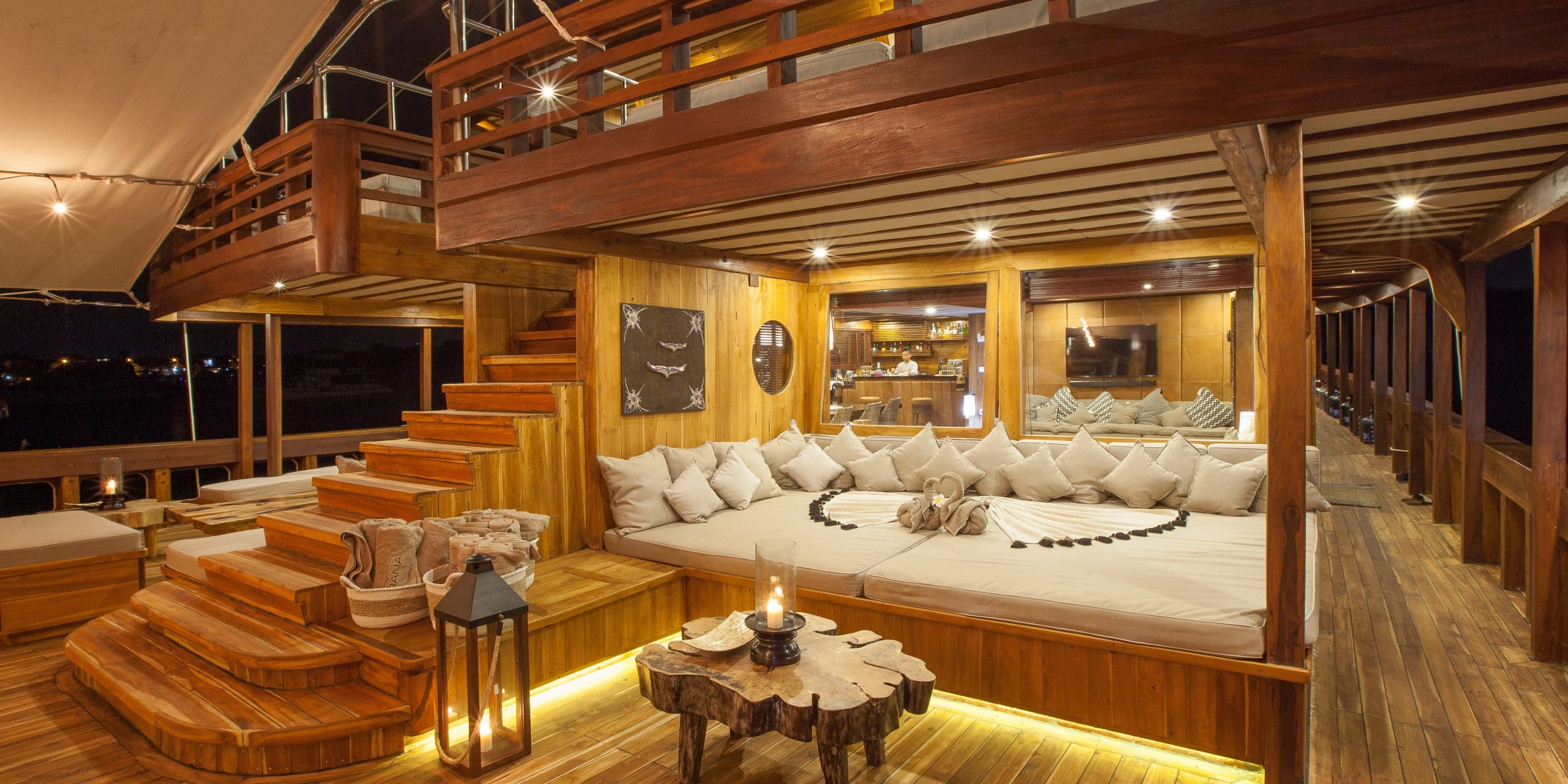 Yacht interior image