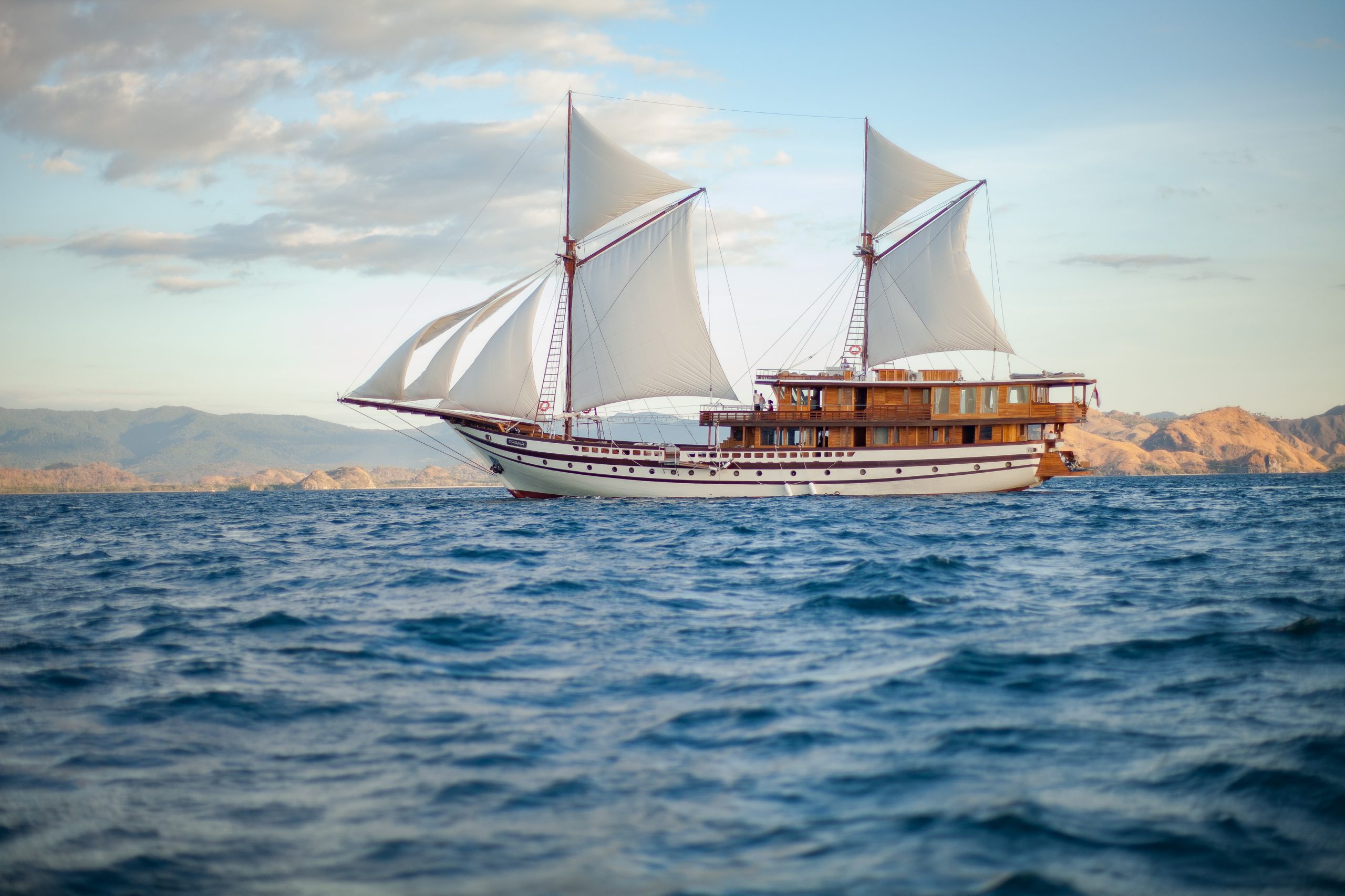 Yacht exterior image