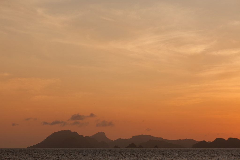 Yacht exterior image