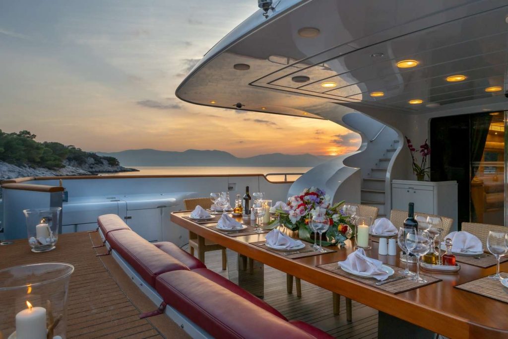 Yacht exterior image