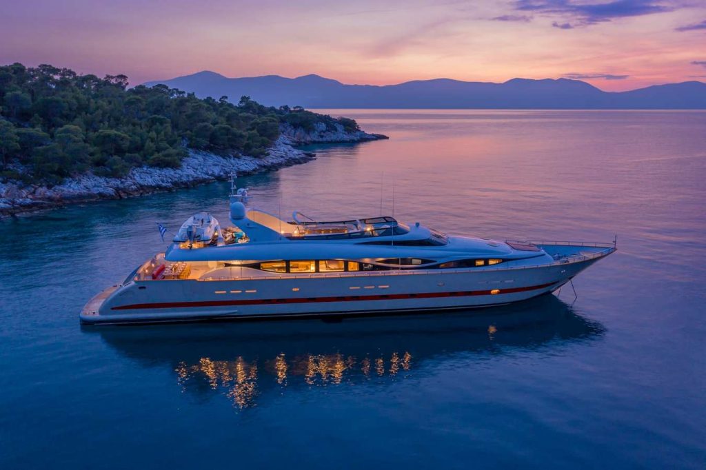 Yacht exterior image