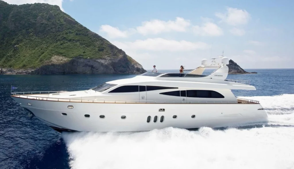 Yacht exterior image