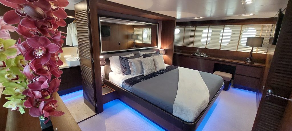 Yacht interior image
