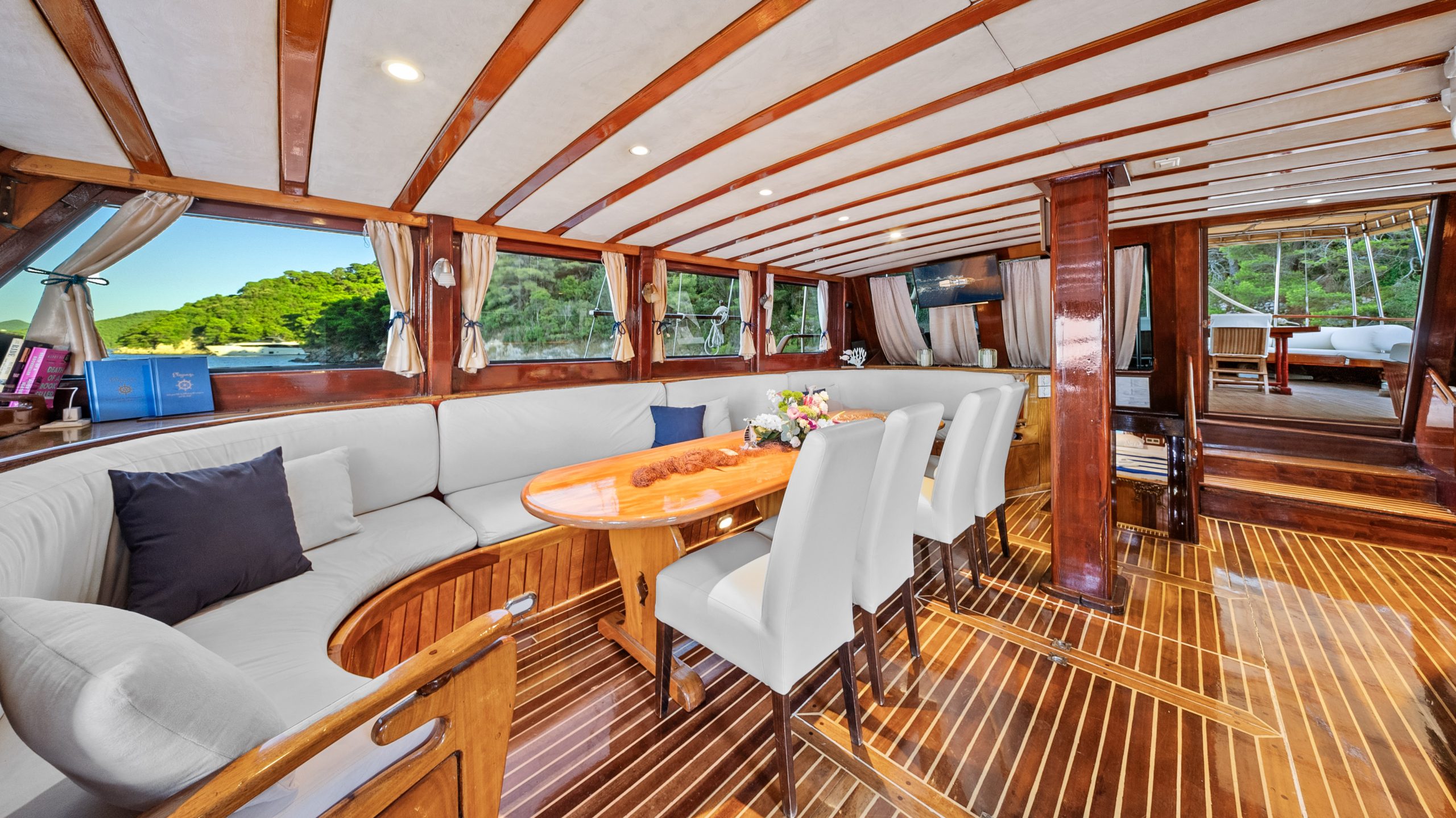 Yacht interior image