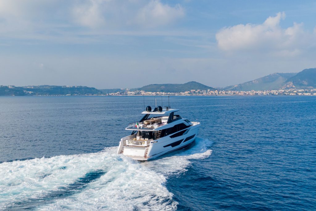 Yacht exterior image