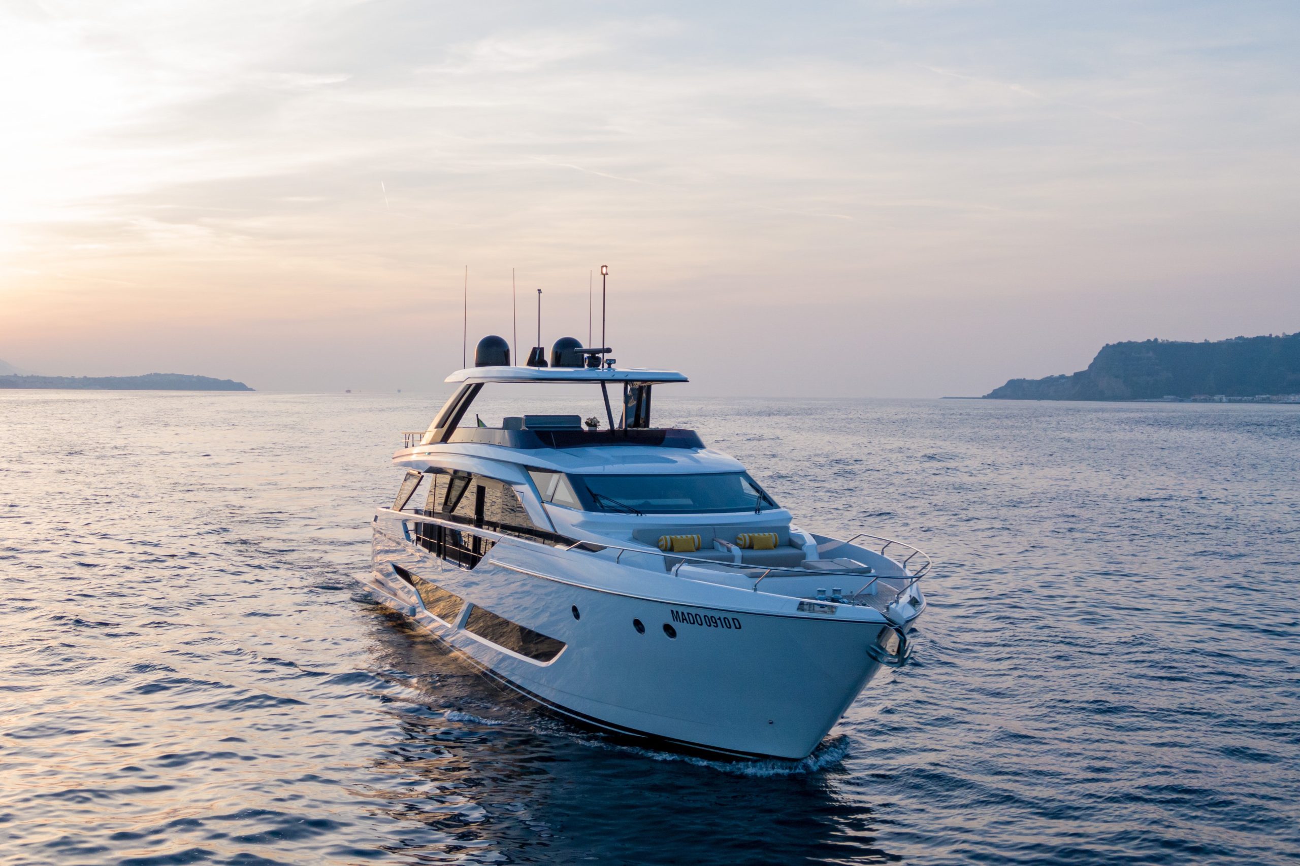 Yacht exterior image