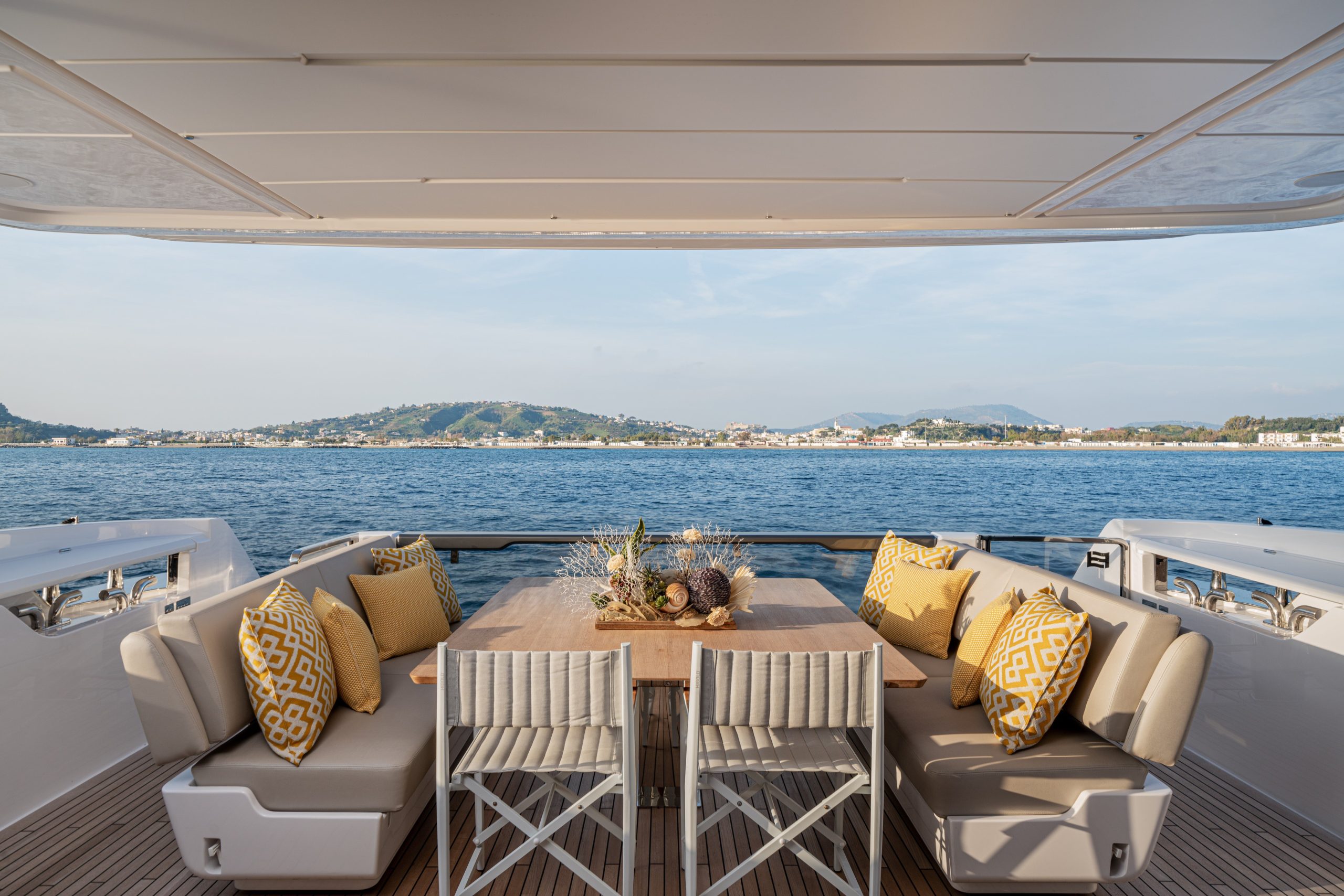 Yacht exterior image