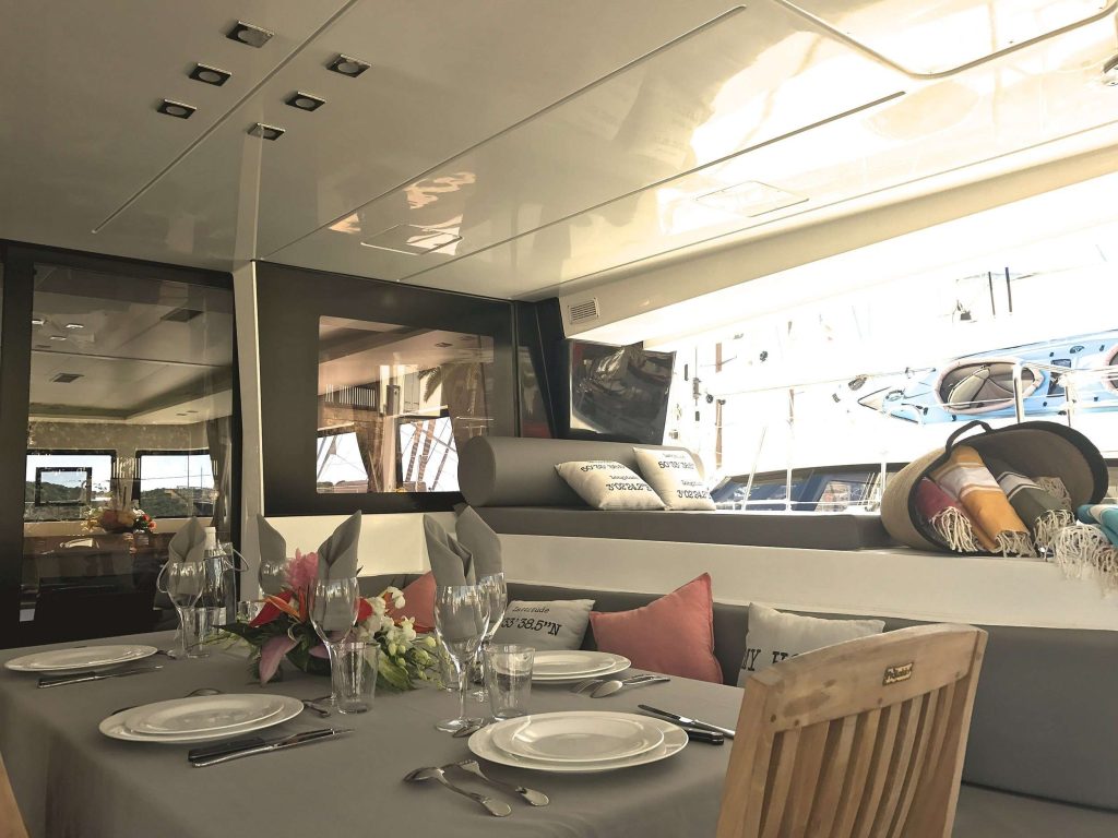 Yacht exterior image