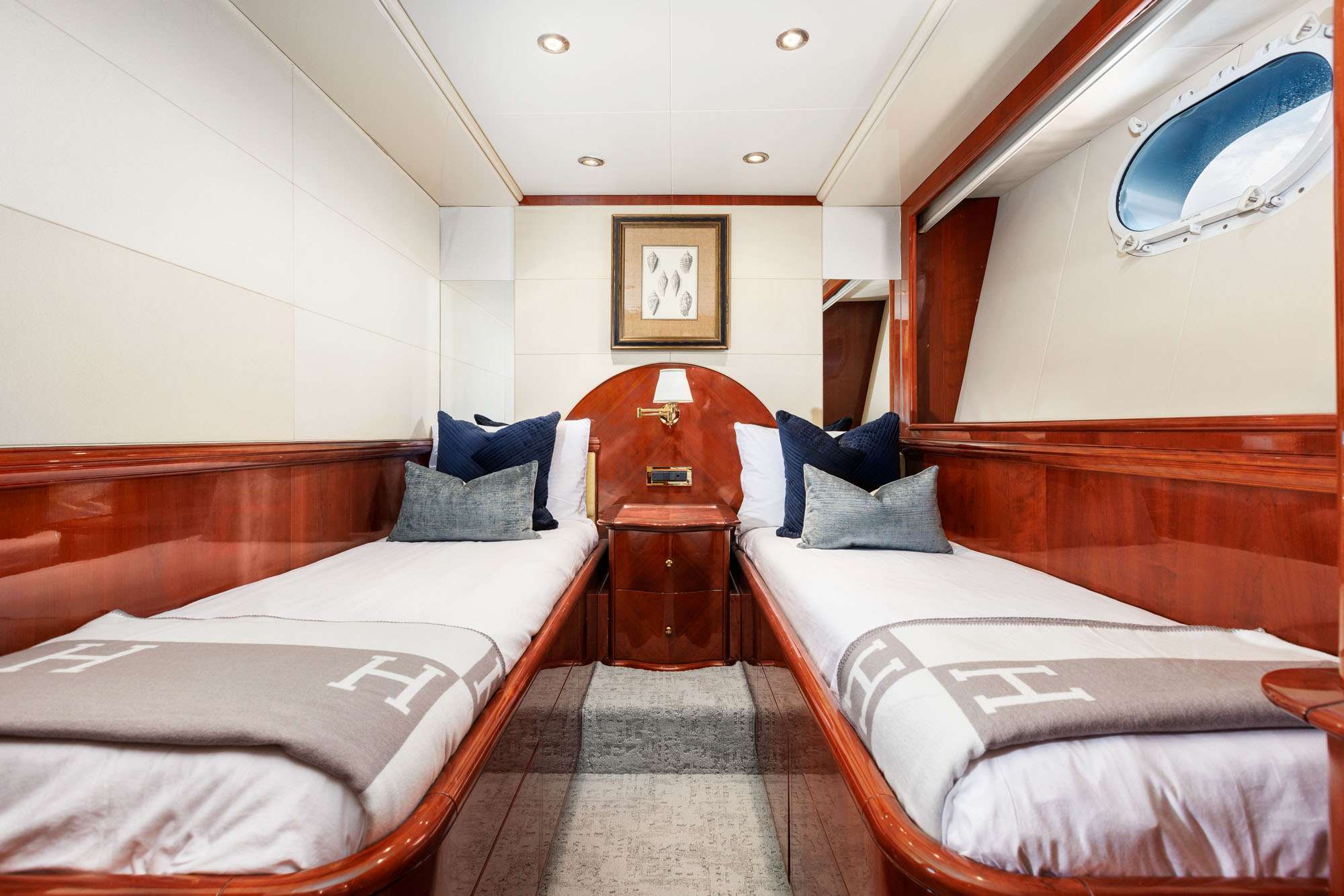 Yacht interior image
