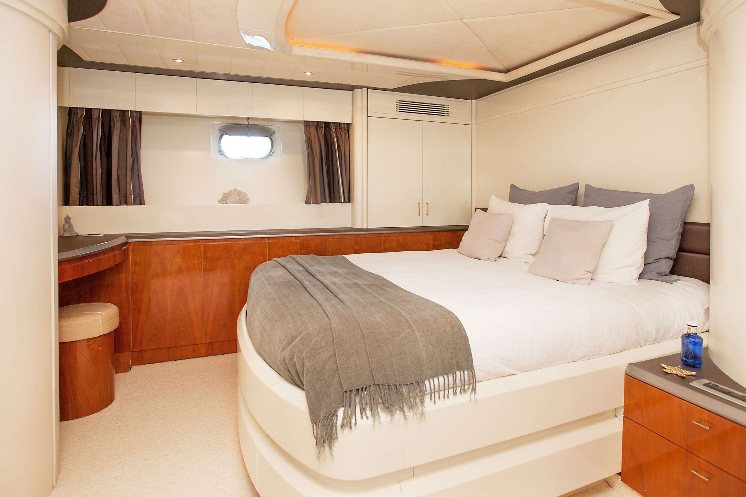 Yacht interior image