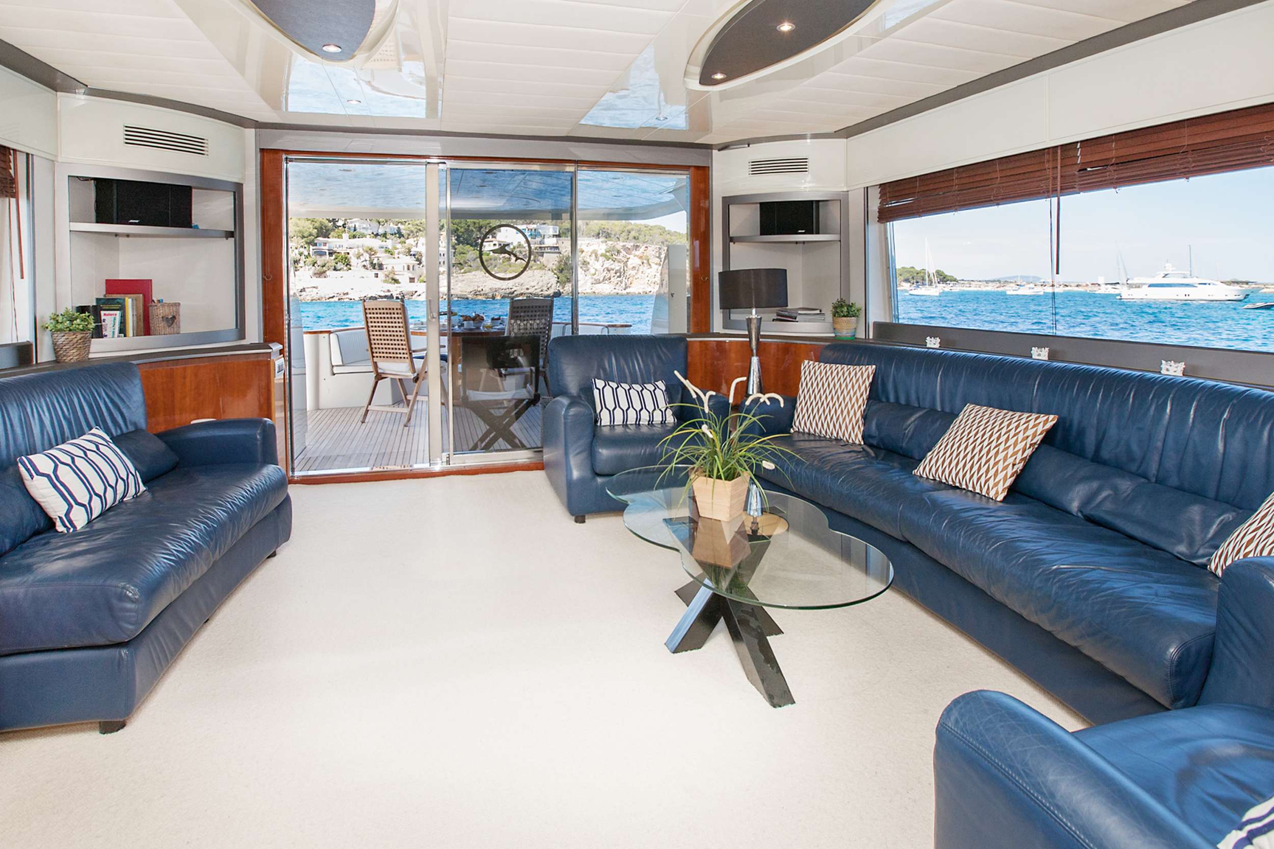 Yacht interior image