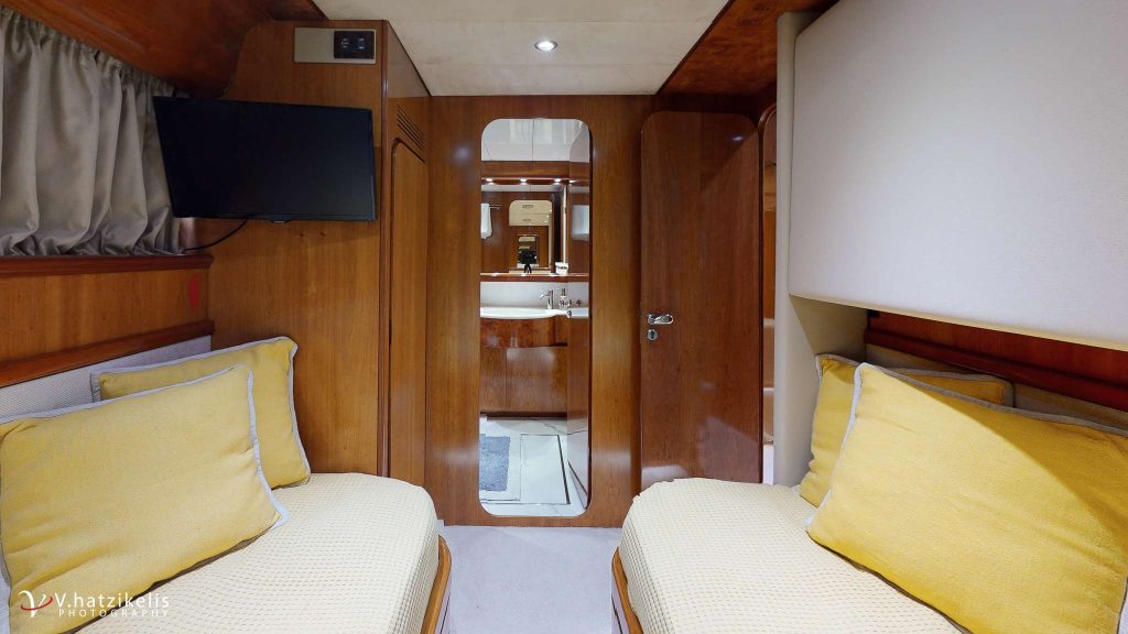 Yacht interior image