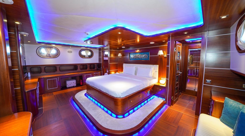 Yacht interior image