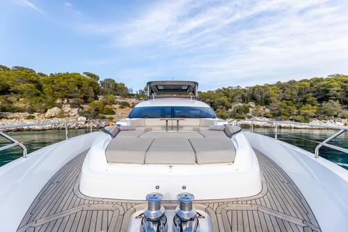 Yacht exterior image