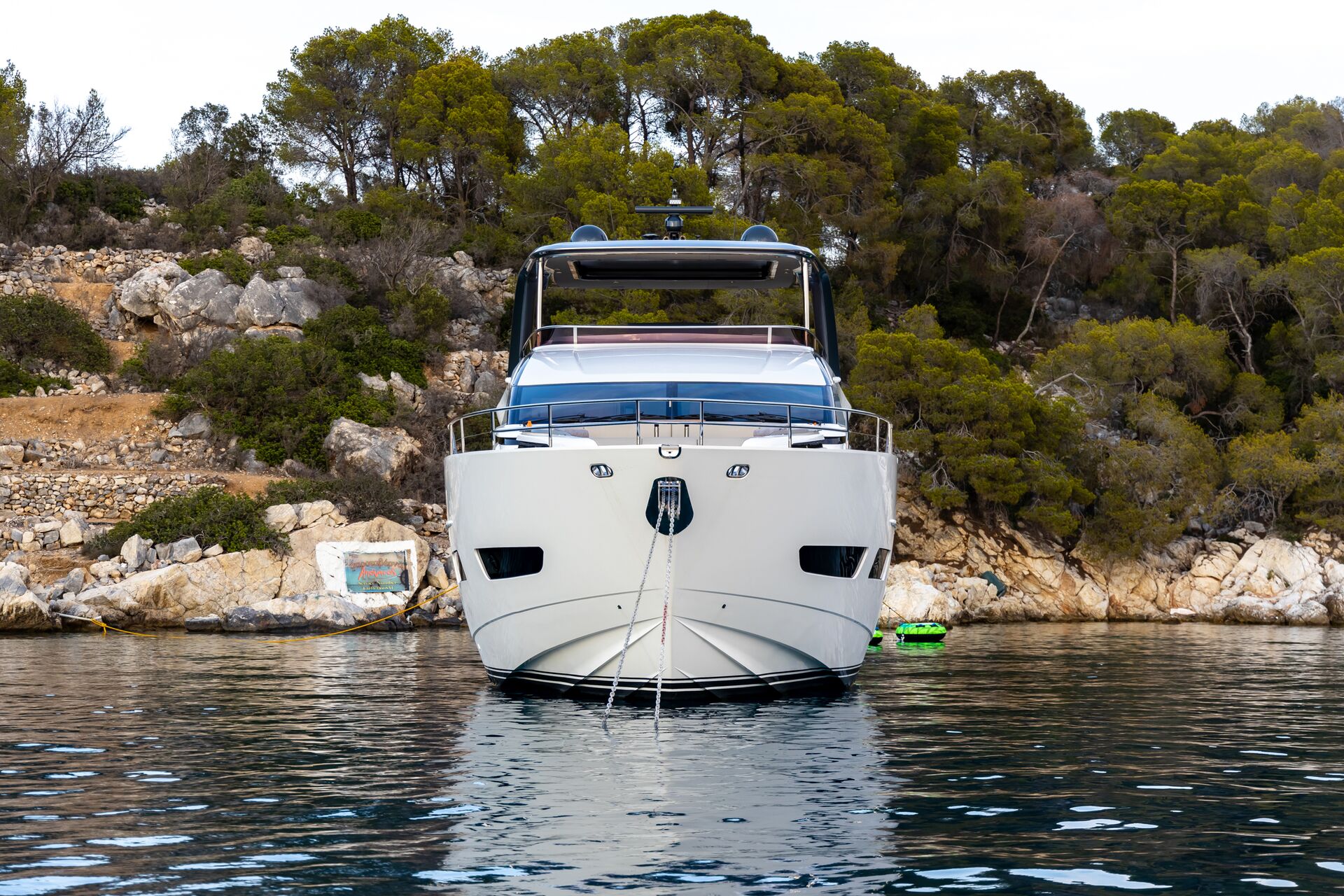 Yacht exterior image